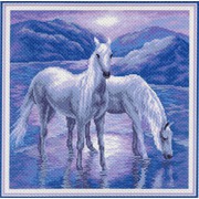 Канва с нанесенным рисунком Матрёнин посад "Белые лошади"