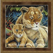 Набор для вышивания крестом Kustom Krafts Inc. "Львица с детенышем"